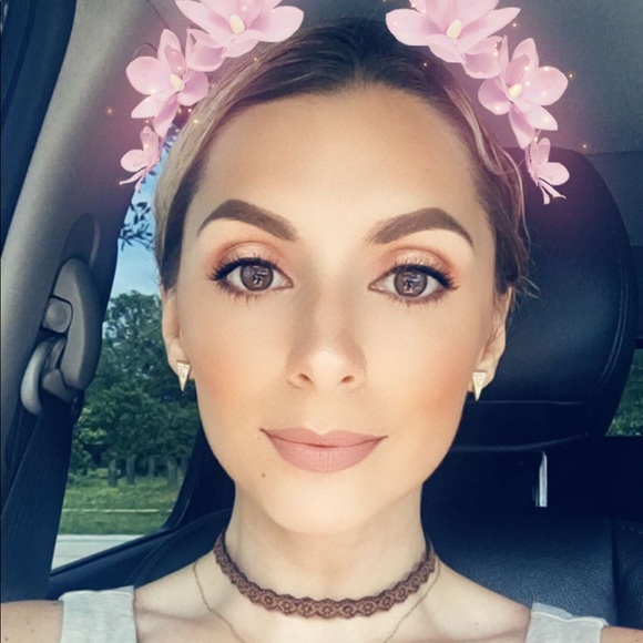 Meet your Posher, Samantha - Picture 3 of 8